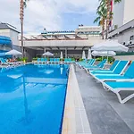 Sea Bird Beach 4*