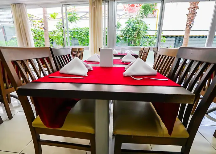 Sea Bird Beach Hotel 4*