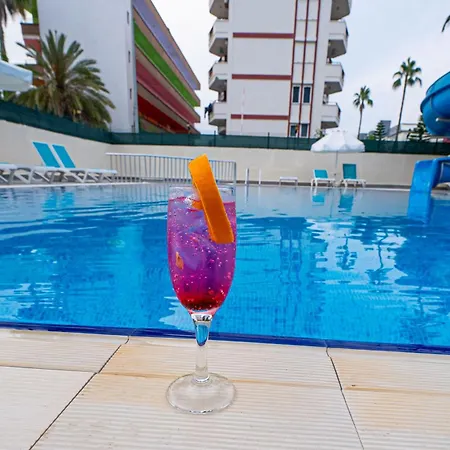 Szálloda Sea Bird Beach 4*