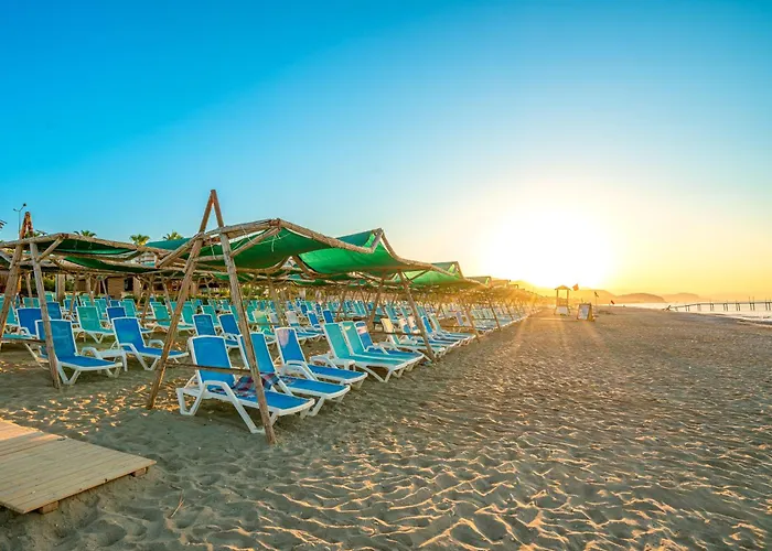 Sea Bird Beach Szálloda 4*