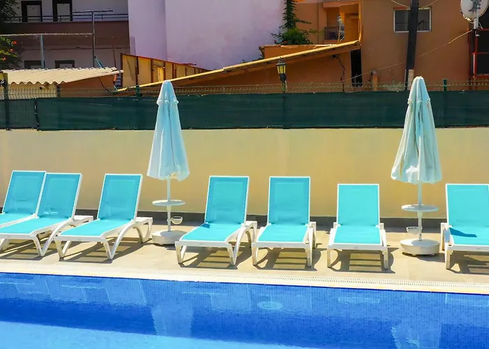 Sea Bird Beach Отель 4*